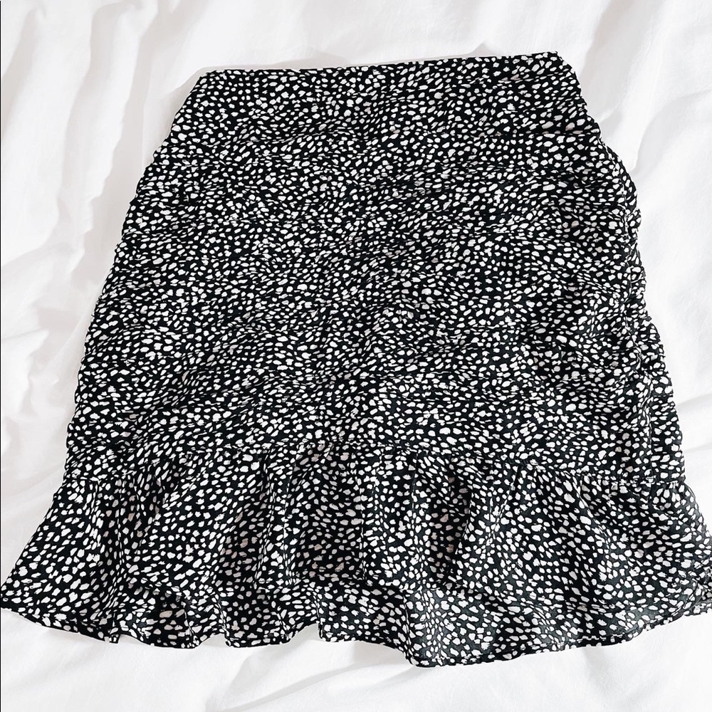 abercrombie and fitch ruched polka dot mini skirt